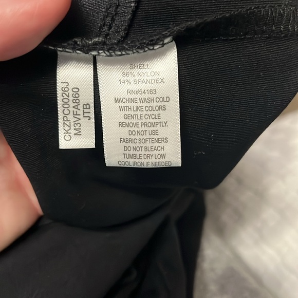 Calvin Klein size L beautiful stretch leggings - Picture 6 of 7